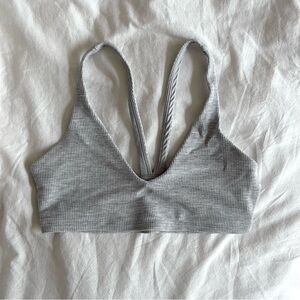 ALO YOGA Micro Waffle Pleasant Bra in Heather Athletic Grey